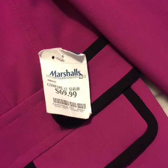 A fuschia blazer. - Picture 4 of 4